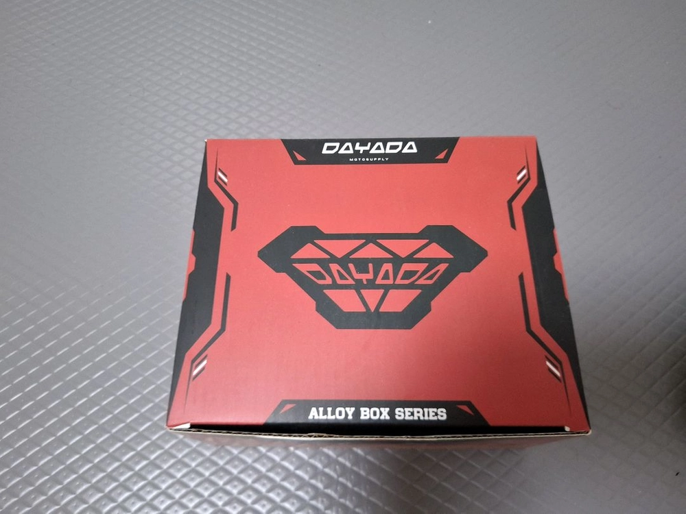 오토바이 충전 거치대 RGB 2구 새상품 판매합니다. 이미지