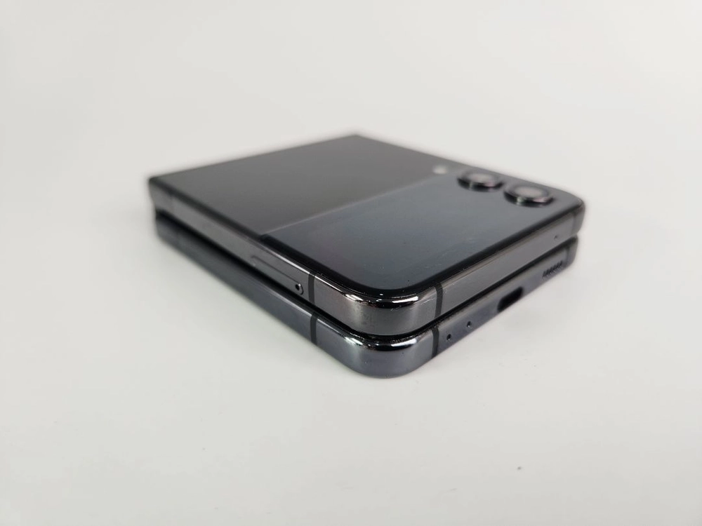 특A급 갤럭시 Z플립4 256GB 블랙 무잔상 대구중고폰 북부모바일 광주중고폰 부산중고폰 이미지