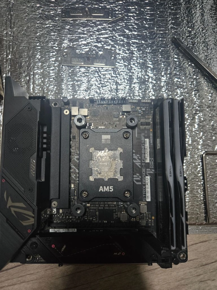 itx 라이젠 보드셋 7600 b650e-i ssd 1테라 이미지