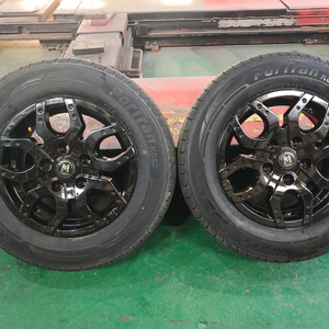 195/70R15C KC53 타이어 세트 이미지