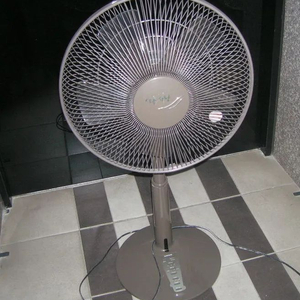 삼성 1997년산 인공지능 뉴로 퍼지 국산 선풍기 SF-14R57BR 이미지