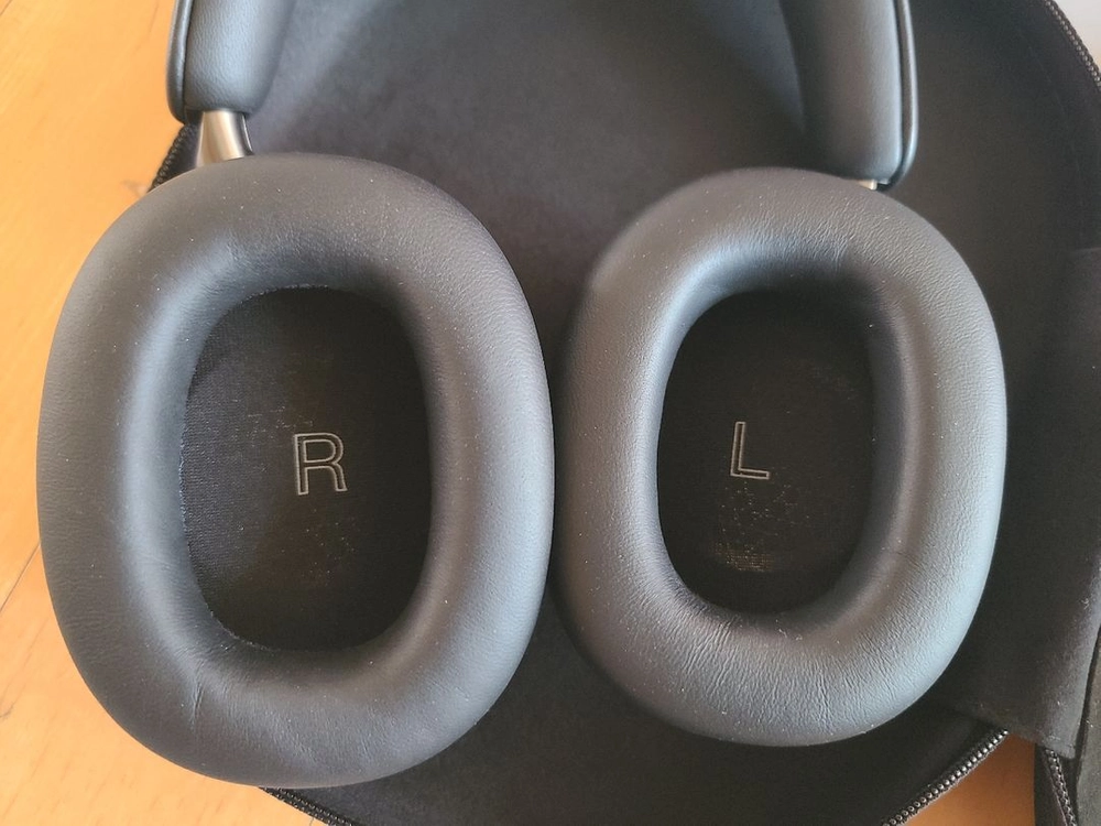 Bowers & Wilkins Px8 노이즈 캔슬링 무선 헤드폰 26. 3월 구입 바워스앤월킨스 이미지