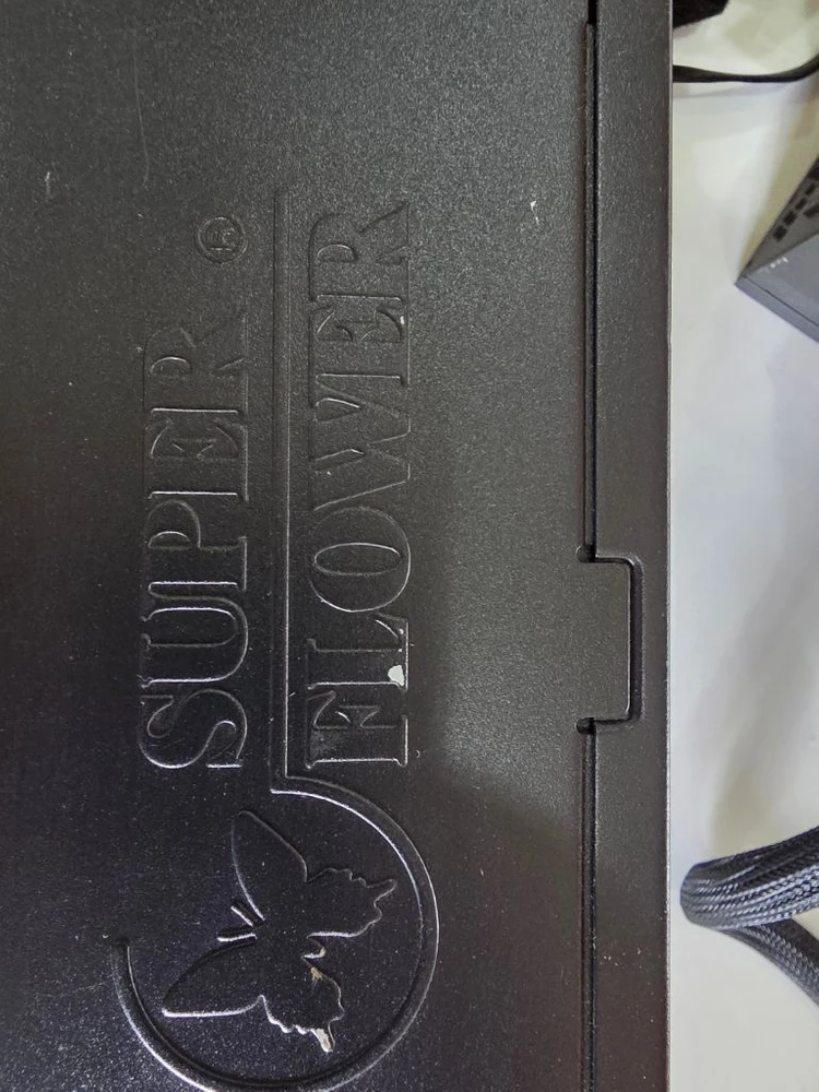 SuperFlower SF-1000F14MP LEADEX PLATINUM SE 이미지