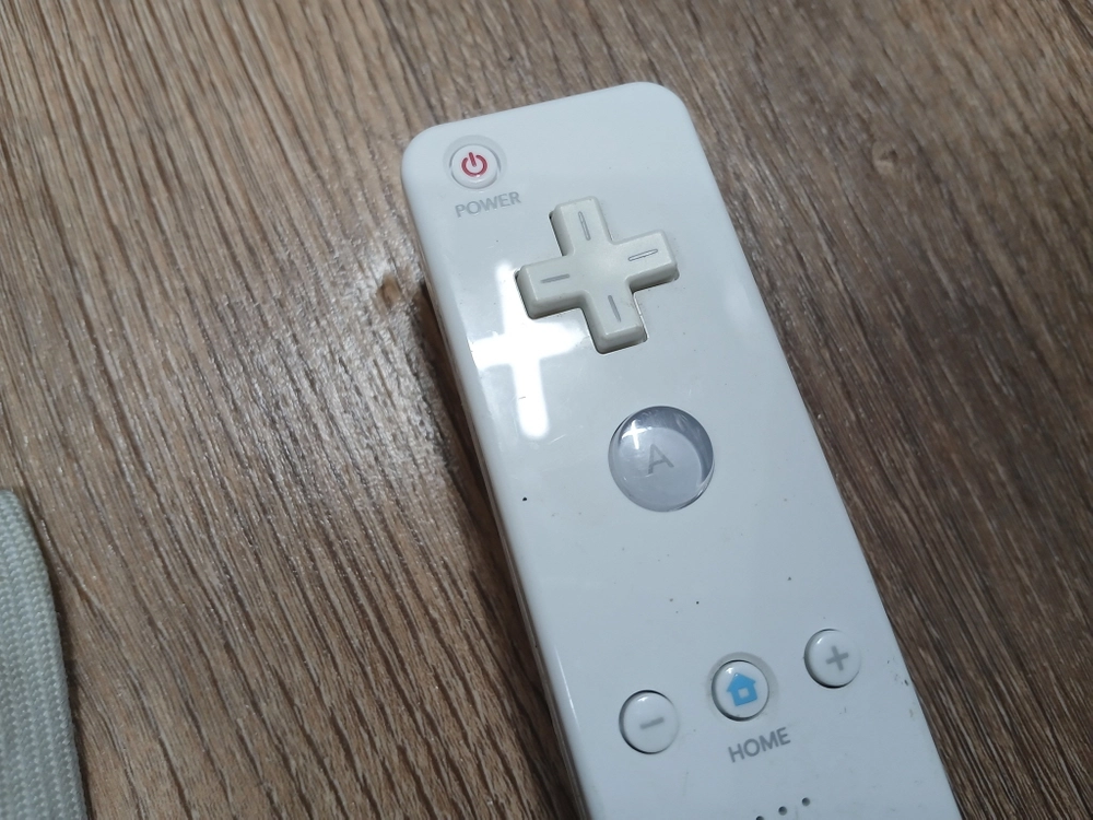 닌텐도 Wii 리모컨 젤리케이스 건전지포함 이미지