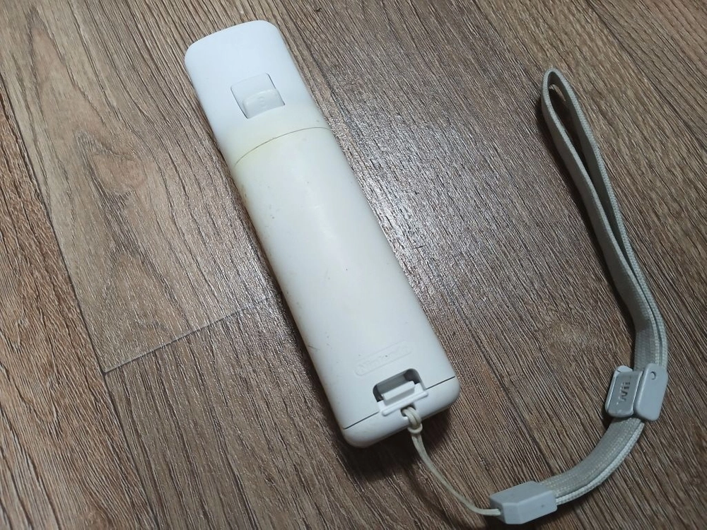 닌텐도 Wii 리모컨 젤리케이스 건전지포함 이미지