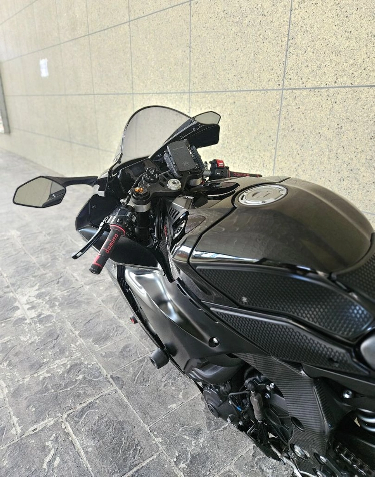 22년식 야마하 R1 풀튜닝 판매합니다 이미지