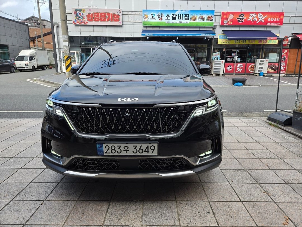 중형 SUV 4WD 프리미엄 이미지