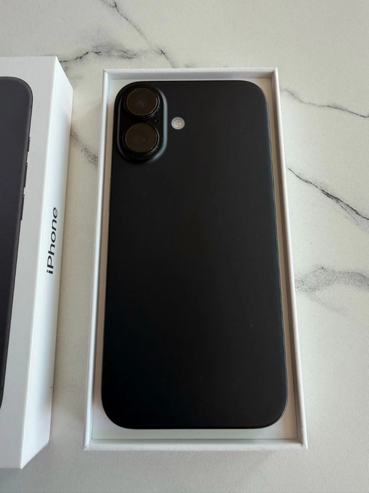아이폰 16 일반 128GB 블랙 이미지