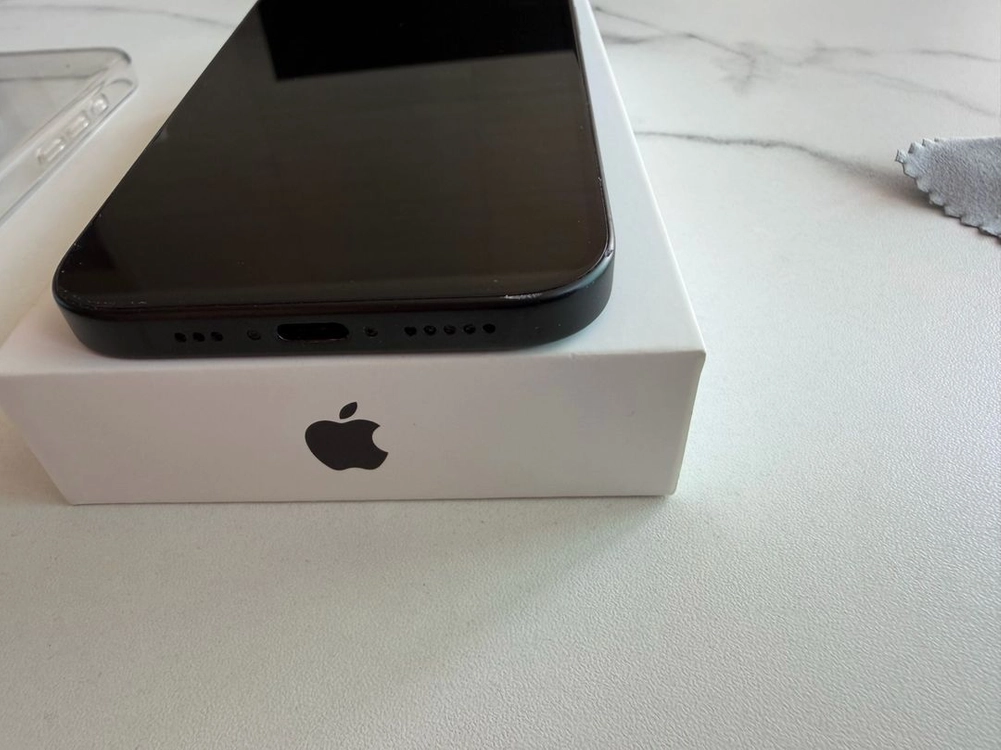아이폰 16 일반 128GB 블랙 이미지