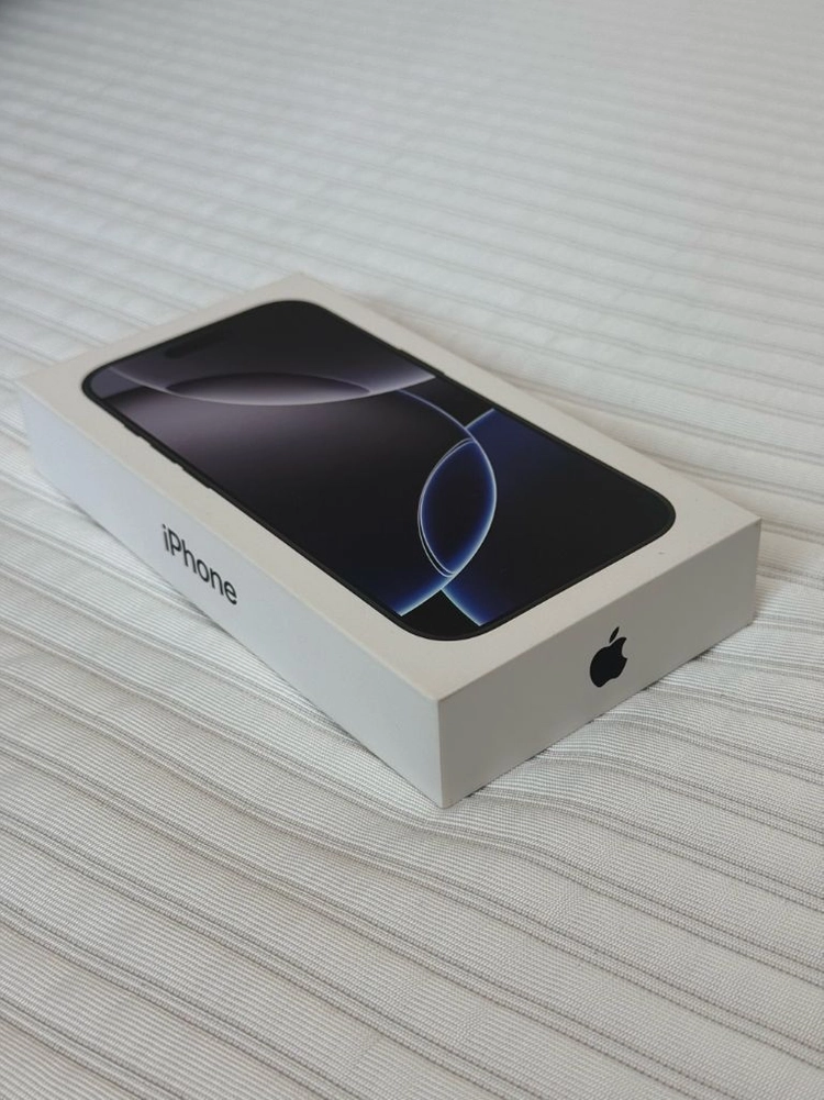 (급처) iPhone 16 Pro 256GB Black Titanium 배터리 성능 96% 교신 가능 이미지