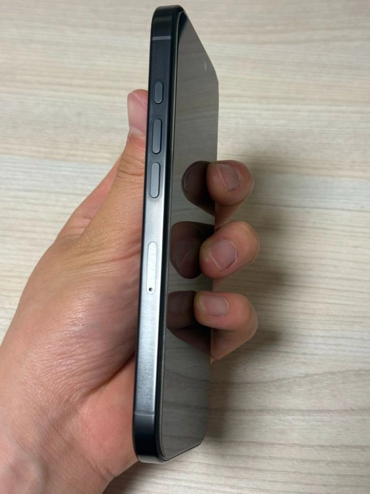 (급처) iPhone 16 Pro 256GB Black Titanium 배터리 성능 96% 교신 가능 이미지