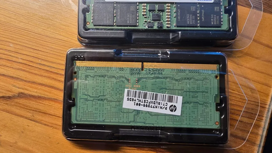 삼성 ddr5 5600mhz(mt/s) 16gb 신품2개. 이미지