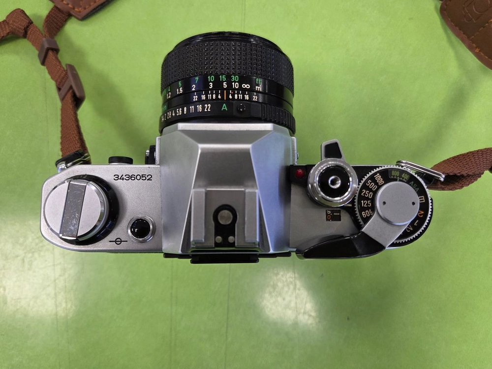 캐논 AE-1 필름카메라 + 50mm 1.4 렌즈 세트 판매합니다 이미지