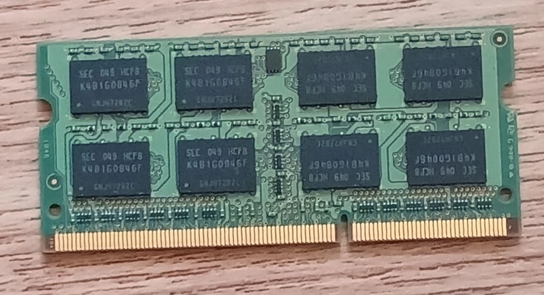삼성HDD320GB와 메모리2GB 이미지