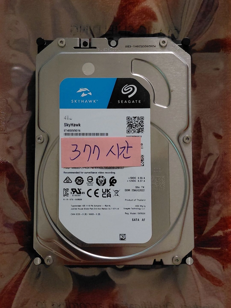 Seagate SkyHawk HDD 4TB 5400/256M 377시간 이미지