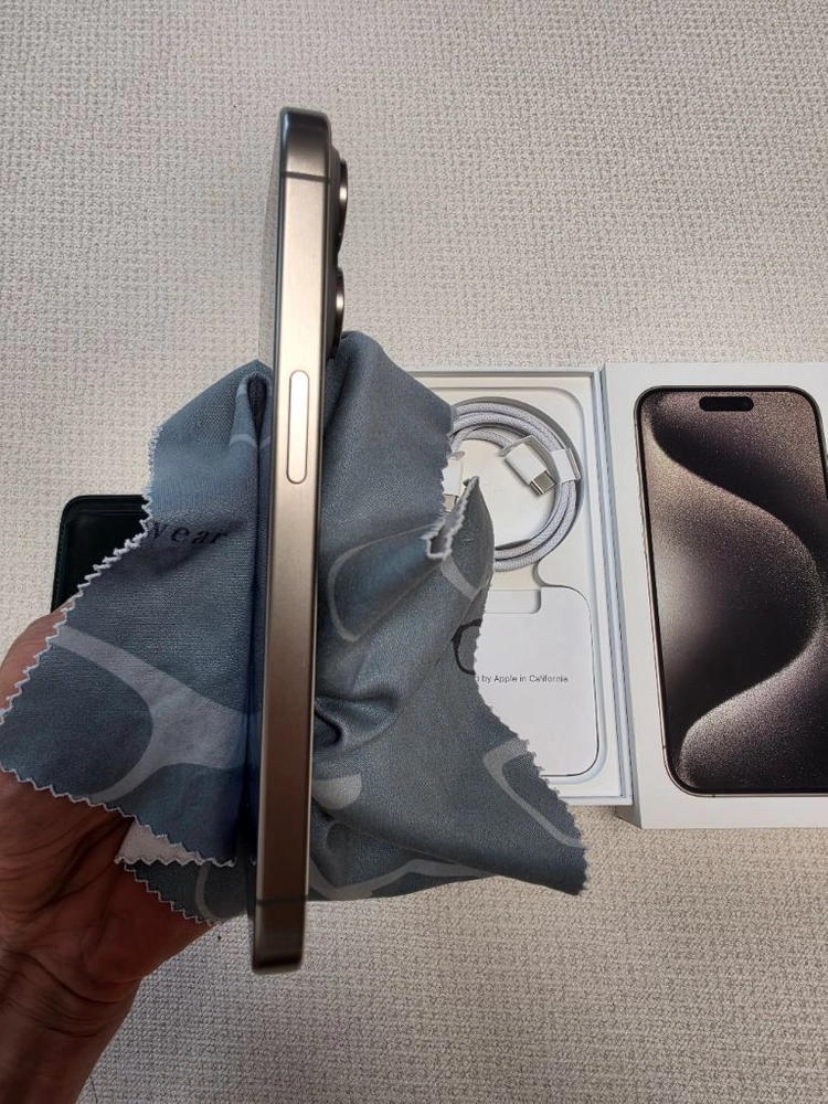 아이폰15프로256GB 내추럴티타늄 S급 풀박스 이미지