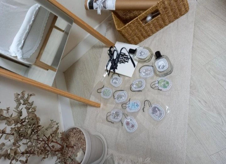 딥디크 정품 방향제 10장,종이가방, 리본5개 이미지