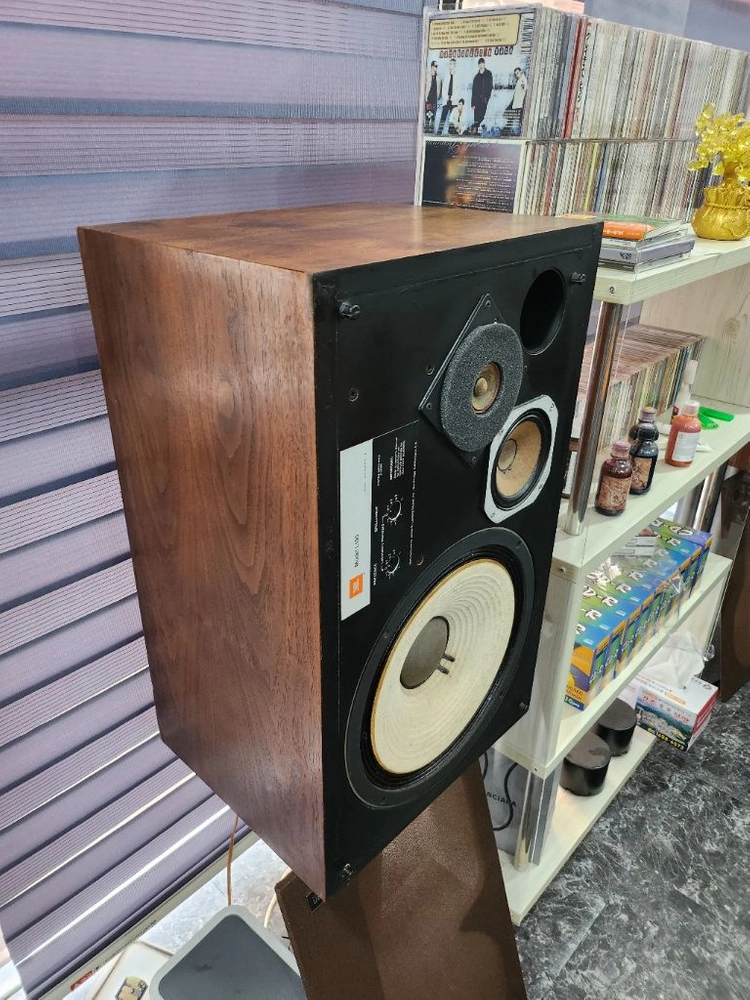 JBL 스피커 L100 이미지