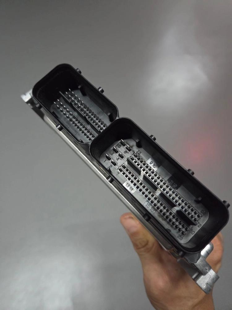 현대 보쉬 ECU 39100-3A095 (베라크루즈 탈거품) 이미지