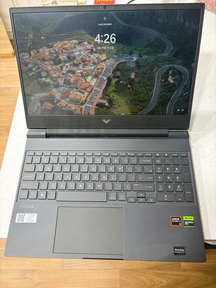 HP victus 15 게이밍노트북 이미지