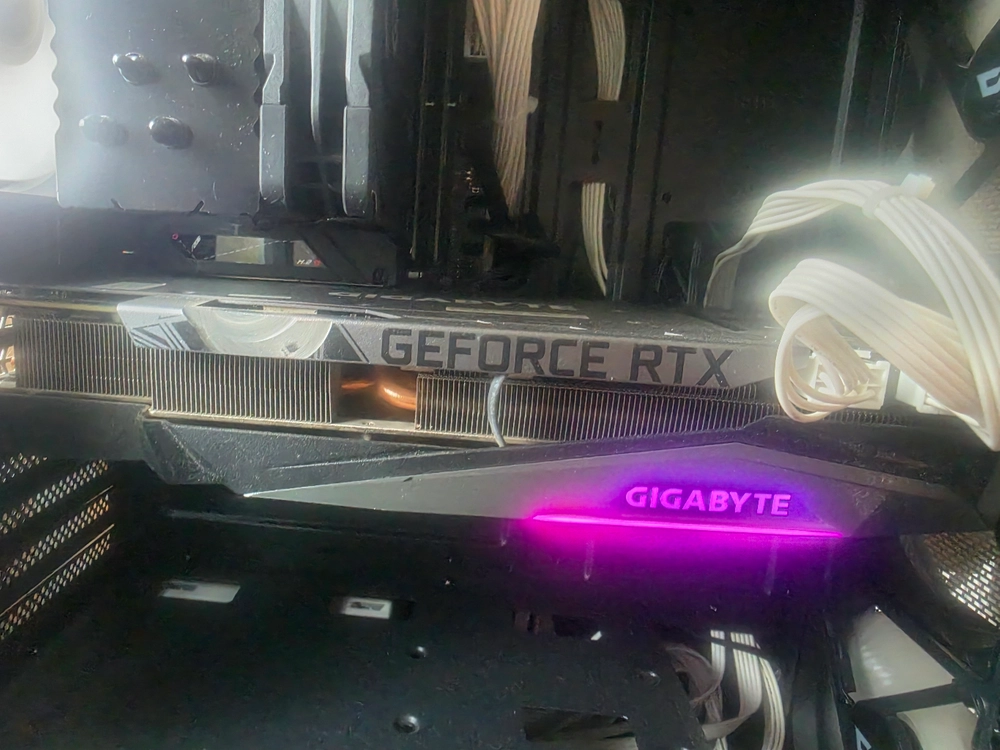 기가바이트 RTX 3080 Ti 12GB Gaming OC - 안심되는 중고거래