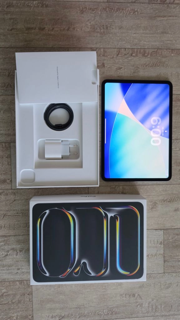 신품급 아이패드 프로 M5 11인치 256GB 와이파이 + 애케플 이미지