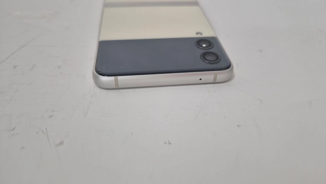 삼성 갤럭시 Z플립3 256GB 이미지