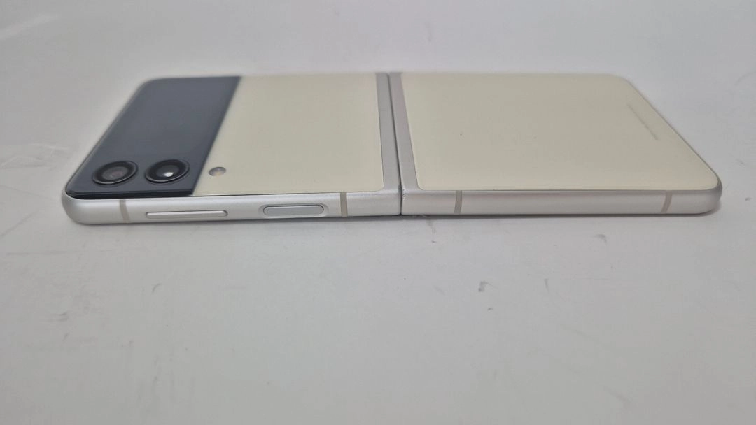 삼성 갤럭시 Z플립3 256GB 이미지