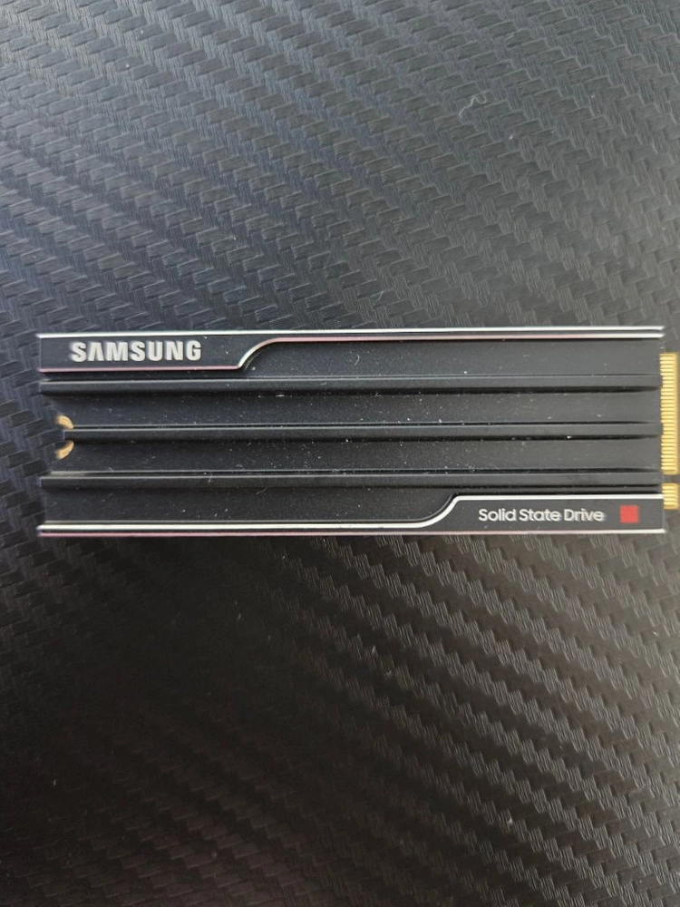 9100pro4TB 히트싱크 PCIe 5.0 NVMe M.2 SSD 이미지
