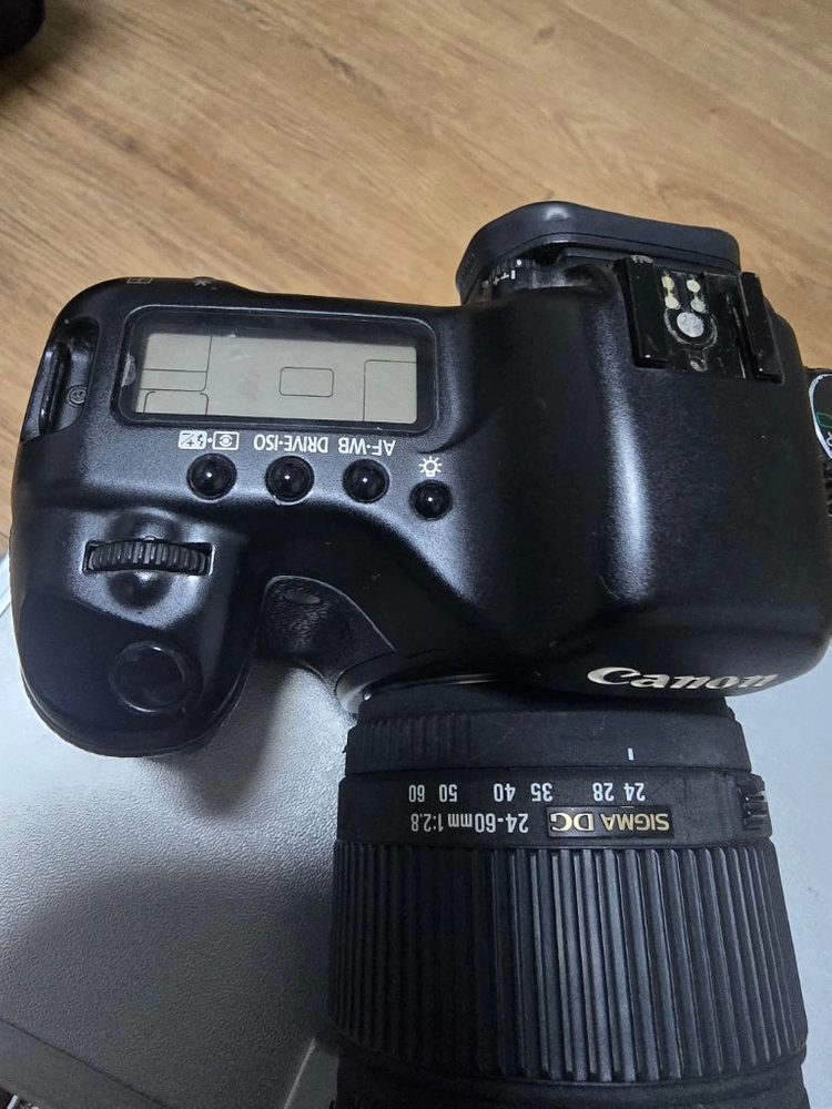캐논 EOS 5D 디지털 카메라 시그마 24-80mm 렌즈 포함 이미지