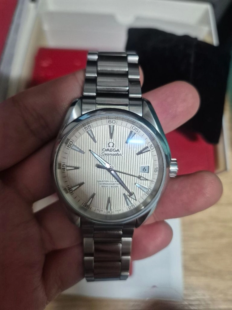 아쿠아테라 41mm 흰판 이미지