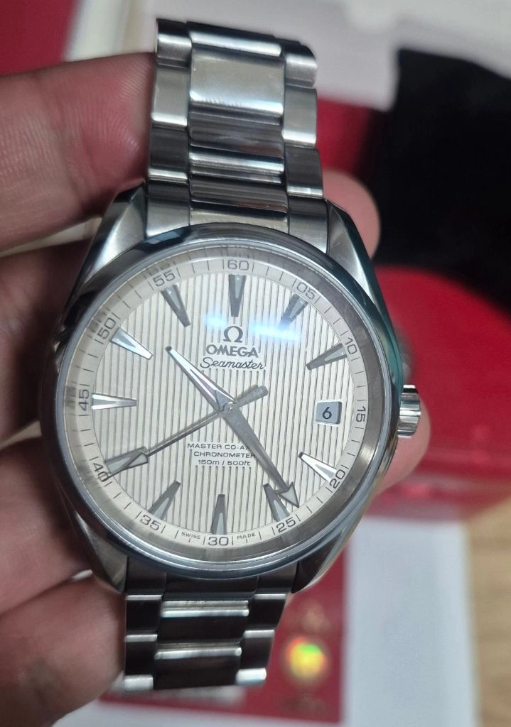 아쿠아테라 41mm 흰판 이미지