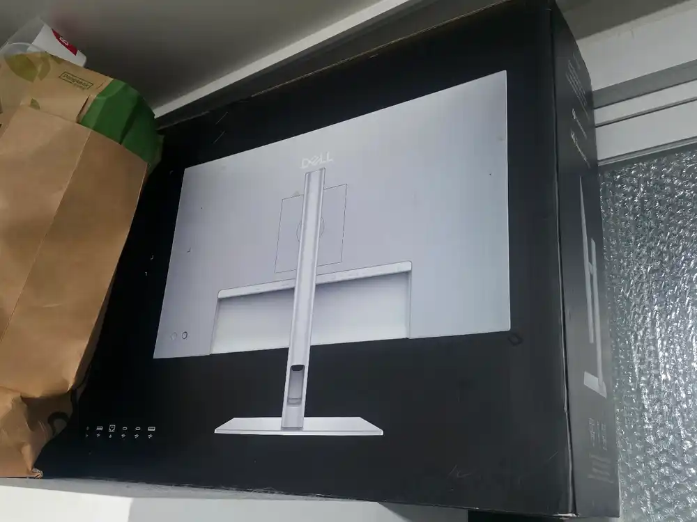 DELL Ultrasharp U2725QE - 안심되는 중고거래