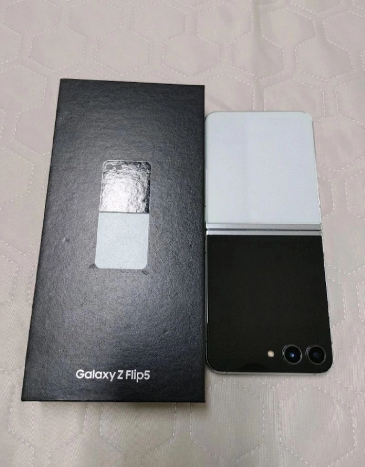 풀박 S급 ㅡ 갤럭시 Z플립5 256GB 이미지