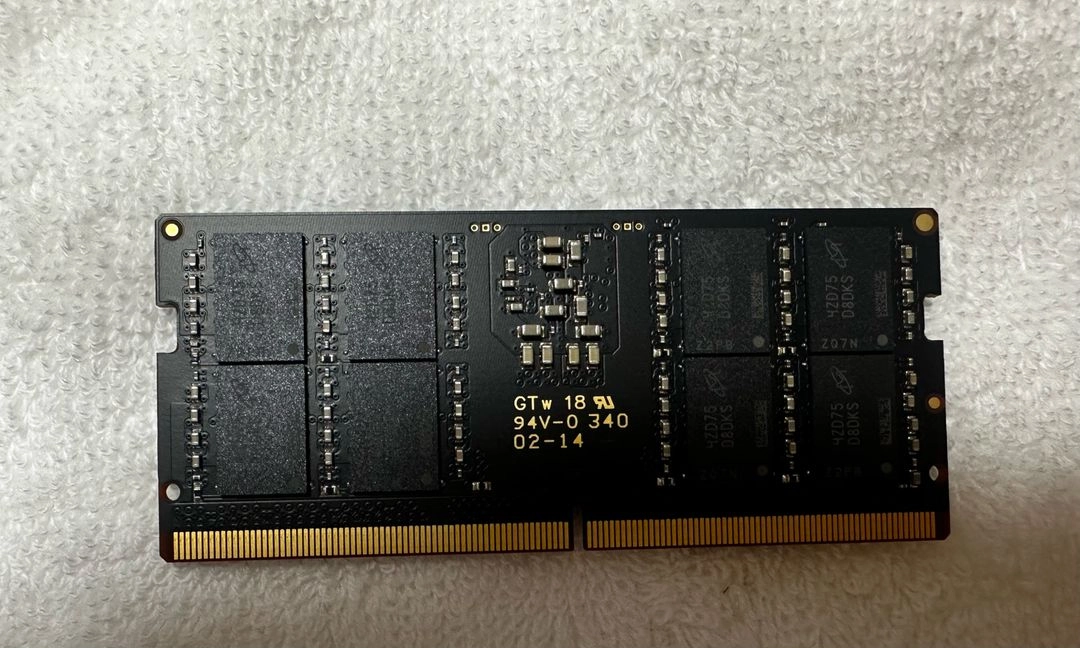 크루셜 DDR5-5600 32GB 노트북 램 판매합니다 이미지