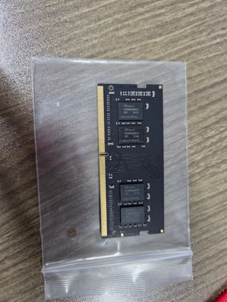 DDR4 8GB 메모리 이미지