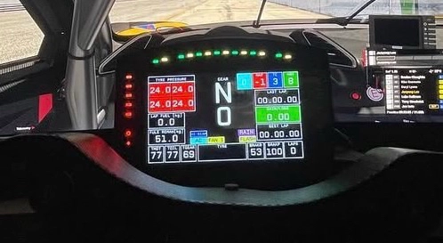 Sim Racing Addict의 5 DDU 10.5 레이싱 디스플레이 이미지