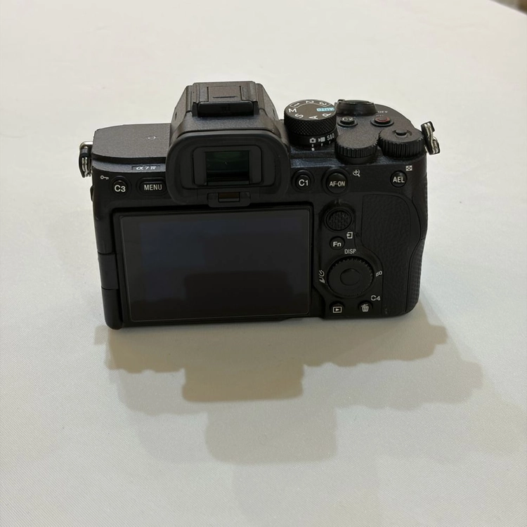 소니 a7m4 이미지