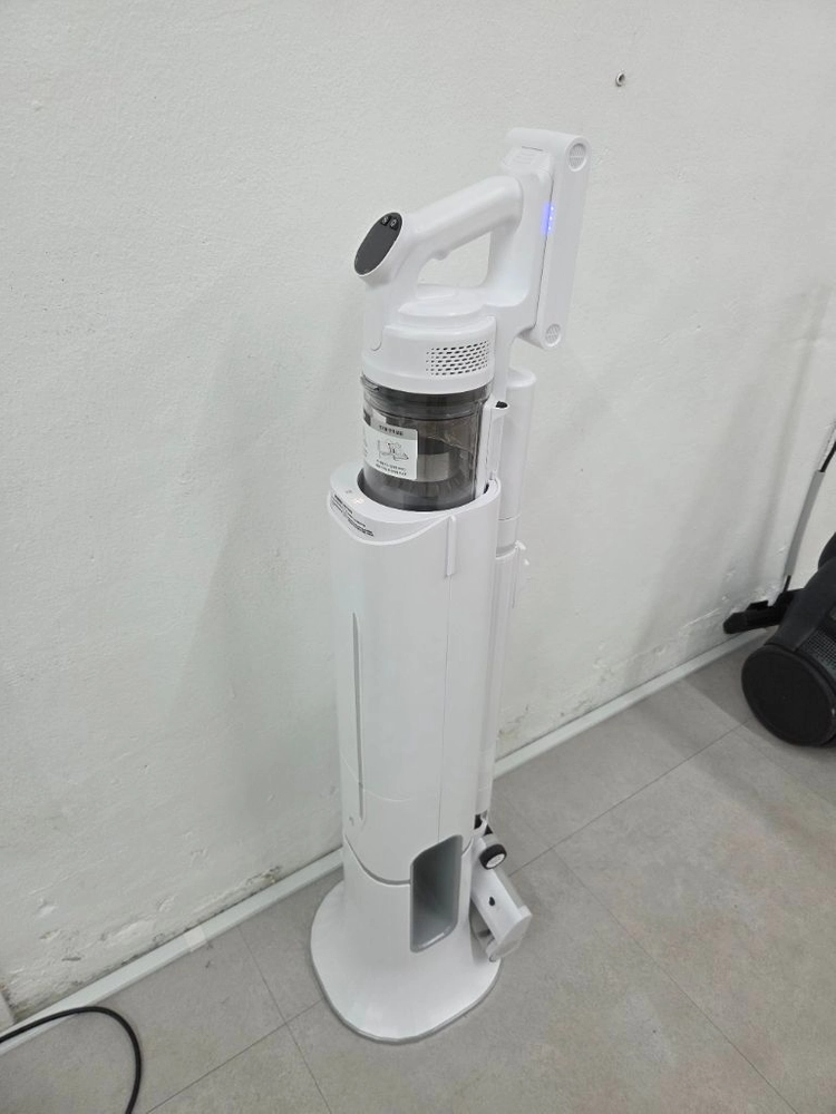 아이닉 무선청소기 i50 판매합니다.. - 안심되는 중고거래