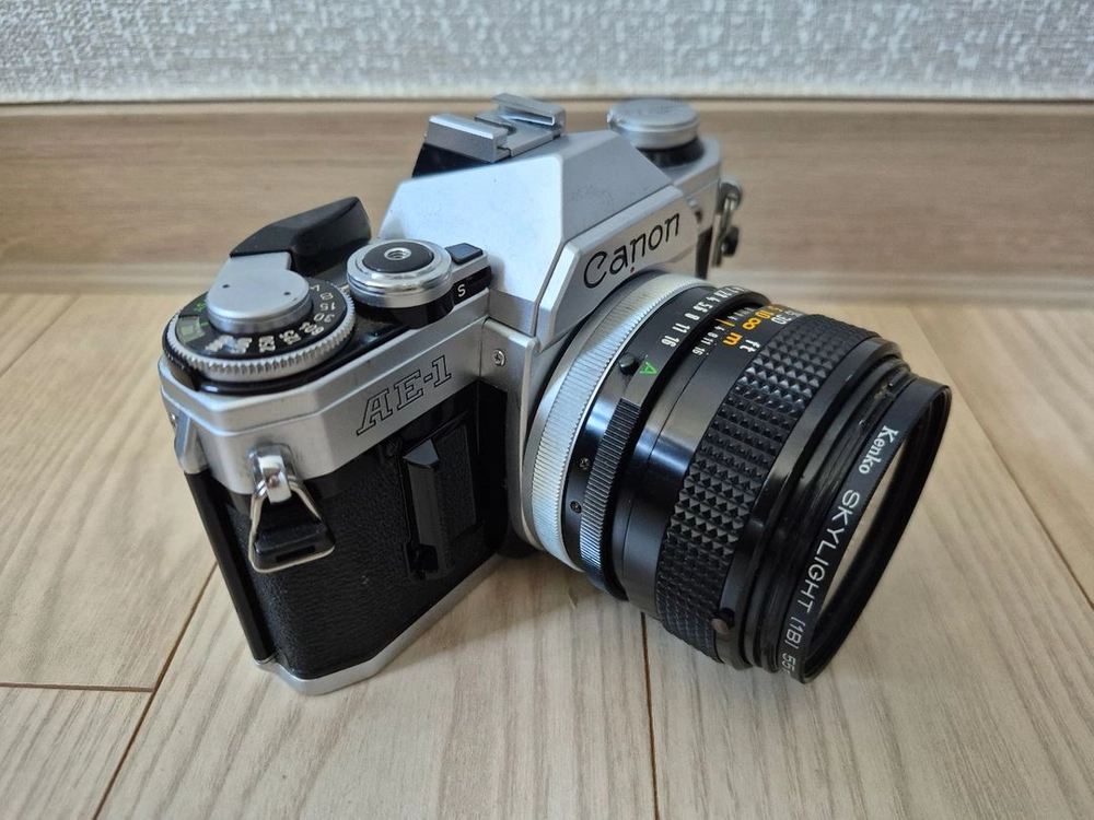 캐논 AE-1 + 50.4 이미지