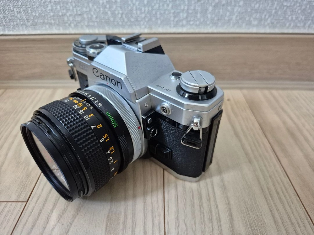 캐논 AE-1 + 50.4 이미지