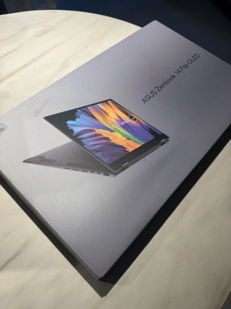 ASUS ZenBook Flip 14 OLED 이미지