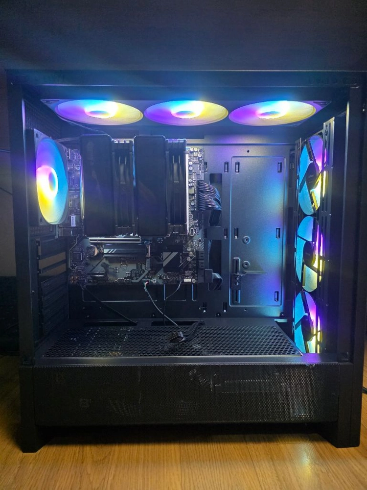 AMD 라이젠 9800x3d, ssd1테라, 램 32기가 등 컴퓨터 글카제외 반본체 판매 - 안심되는 중고거래
