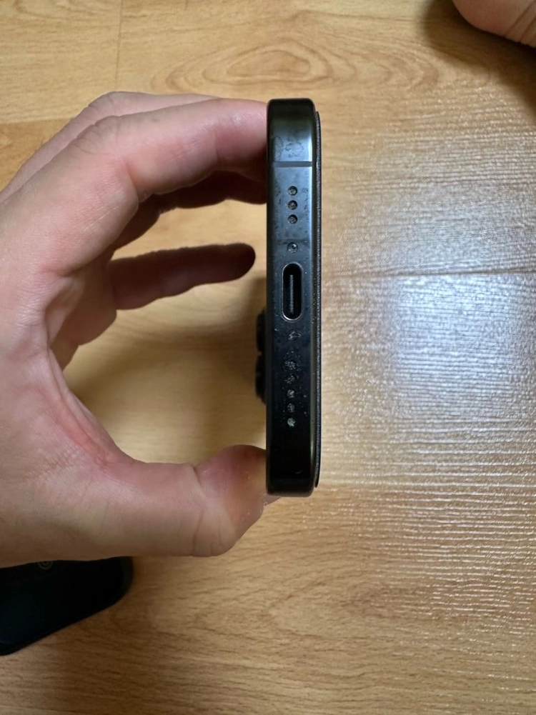 스마트폰아이폰16프로 512gb 블랙 자급제 풀박스 팝니다 이미지