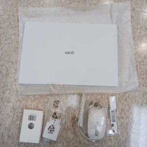 미사용 lg 그램 16z90t-gp56ml 1테라업글 이미지