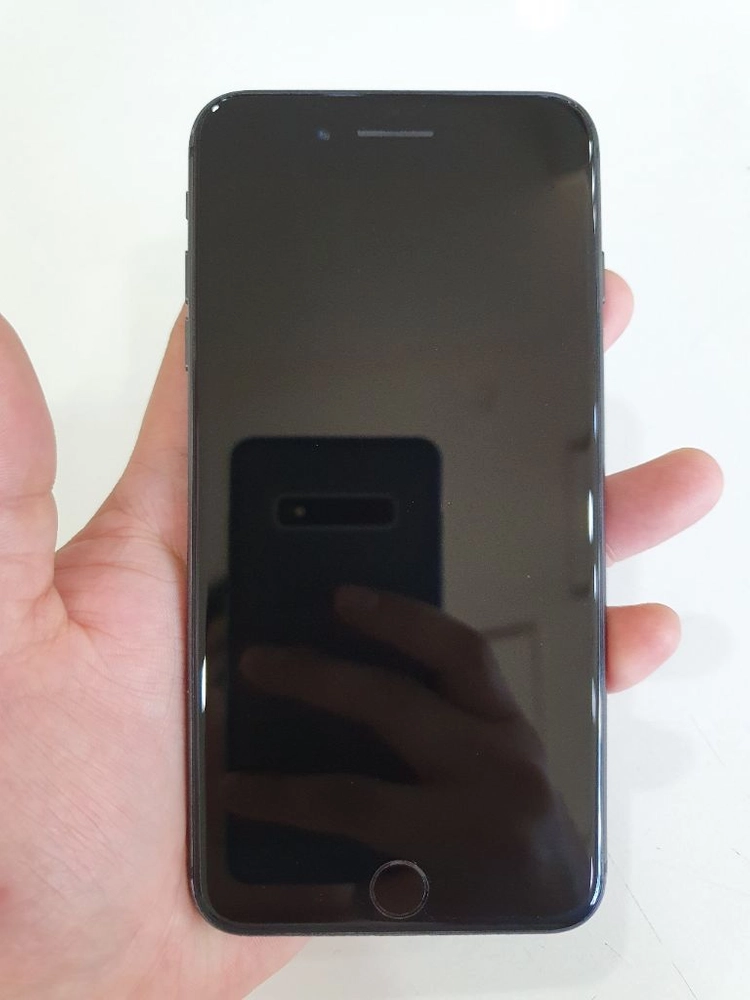 아이폰8플러스64G 무잔상 액정무기스 중고폰 공기계 이미지