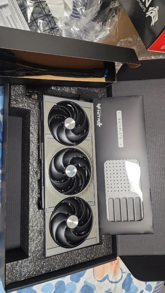 사파이어 9070xt nitro - 안심되는 중고거래