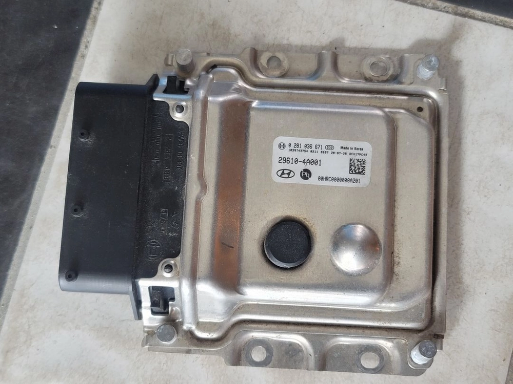 (중고) 포터2 요소수 도싱유닛 중고 29610-4A001 / 296104A001 이미지