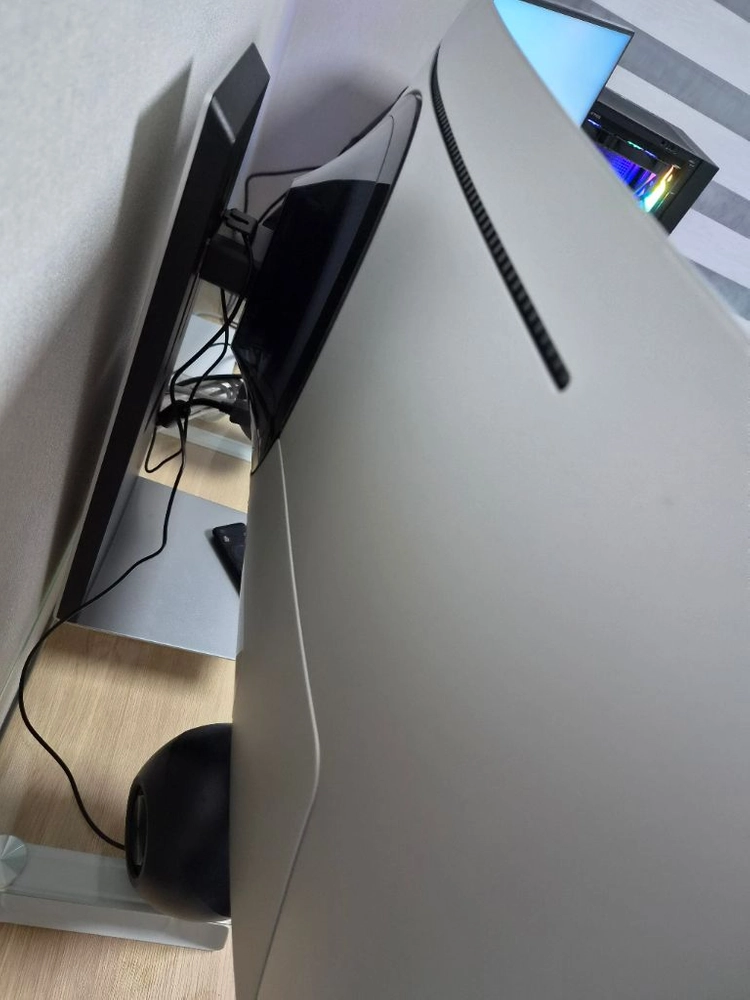 삼성 오디세이 OLED G8 LS34DG852 커브드 모니터 이미지