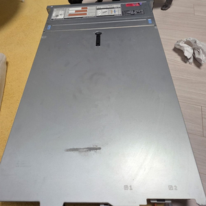 Dell EMC PowerEdge R740 서버 이미지